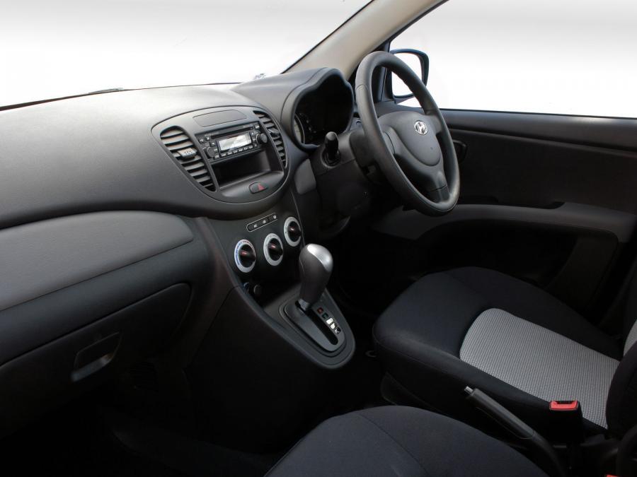  Hyundai i10 2008 года  (ZA) (фото 4 из 12)